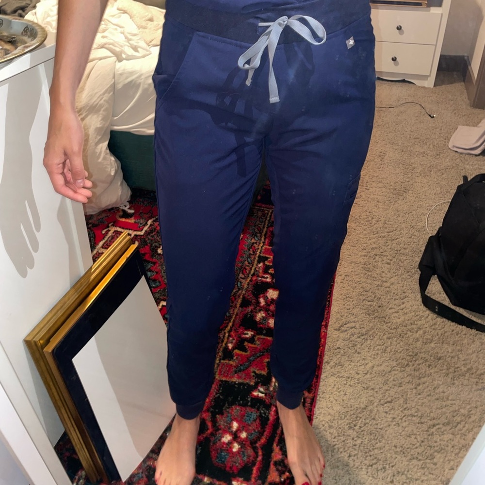 FIGS Navy Zamora Tall Jogger Scrub Pants in size XS